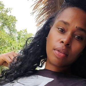 Meet your Posher, Leticia